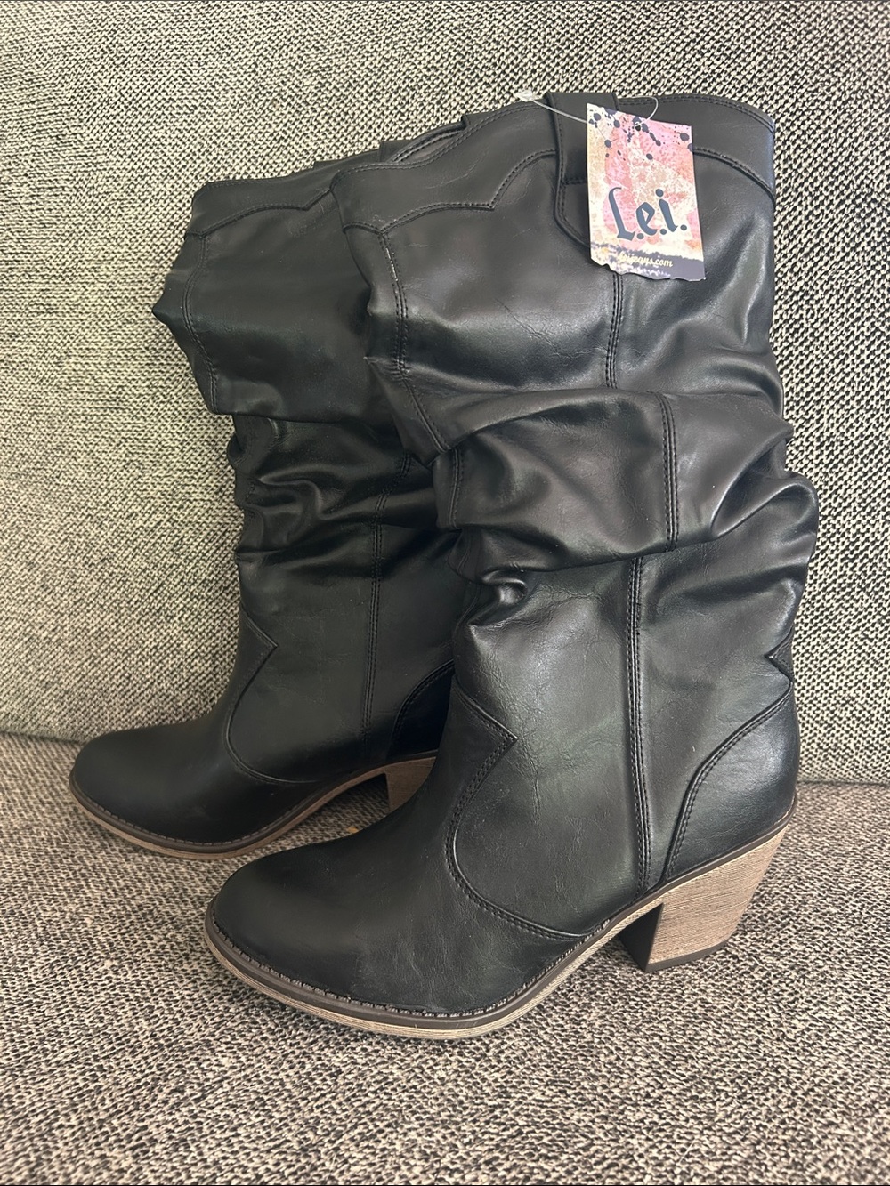 lei Black Slouchy Mid-Calf Heeled Boots